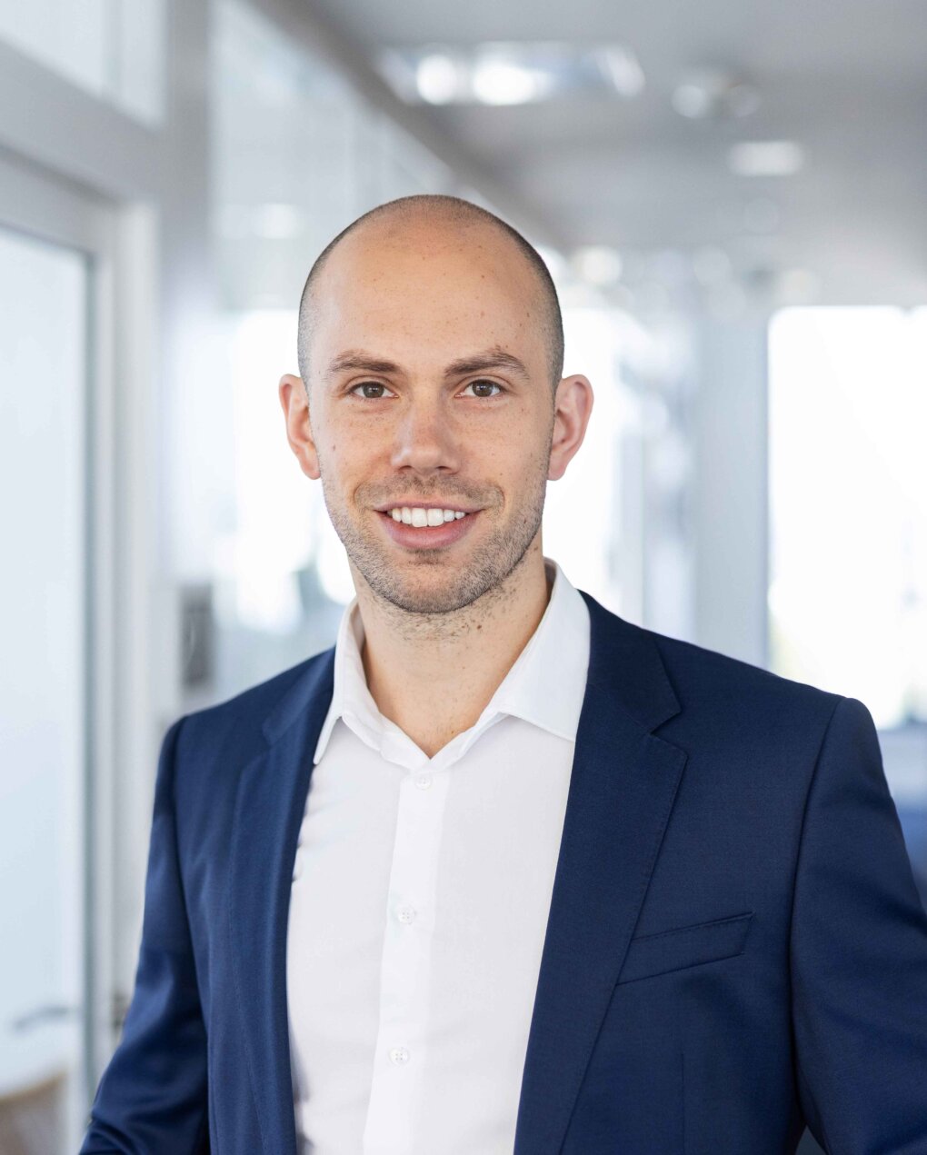 Portrait von Fabian Schmidt von Syntra Corporate Finance GmbH